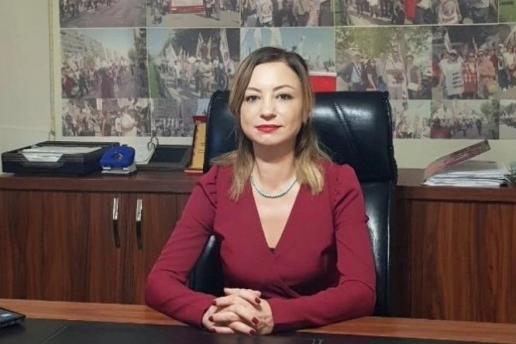 Yeliz Toy: “Okullar yemek borçlarını ödeyemiyor!’