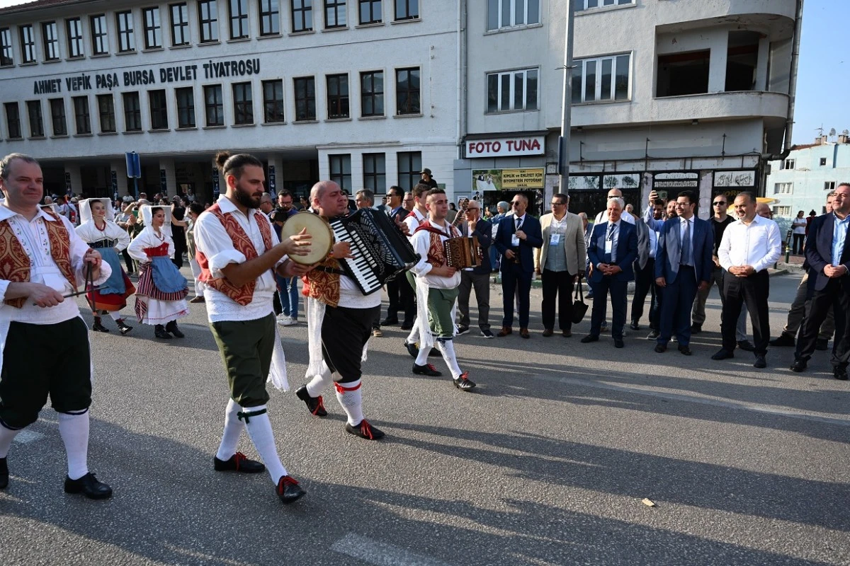 Bursa’dan dünyaya barış ve kardeşlik mesajı