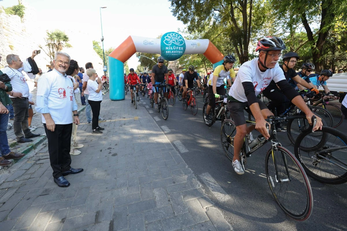 Bursa'da pedallar Cumhuriyet için Tophane'den Mudanya'ya çevrildi