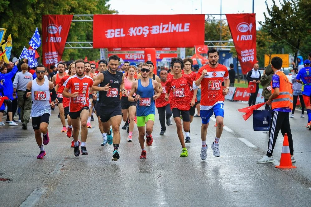 Bursa'da 10. Eker I Run katılımcıları rekora koştu