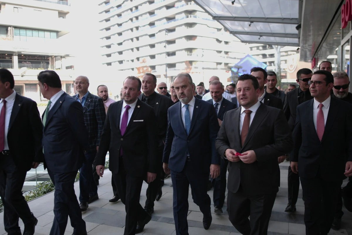 DownTown Bursa Yaşam ve Eğlence Merkezi kapılarını açtı