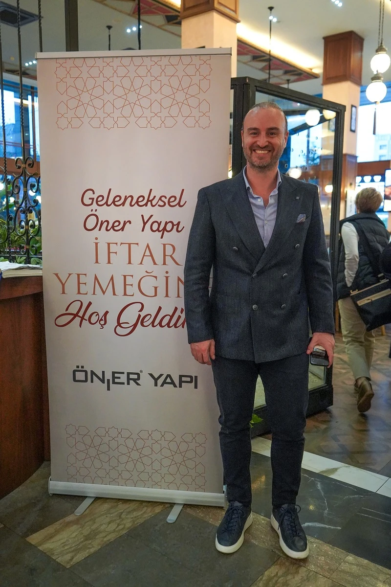 Öner Yapı ailesi düzenlediği geleneksel iftar yemeğinde Bursa iş dünyasını buluşturdu