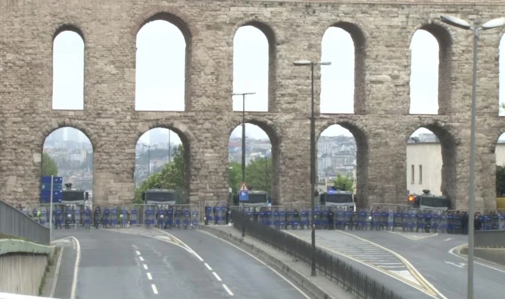 Bursa ve diğer kentlerde düzenlenen 1 Mayıs gösterilerinden en özel kareler 