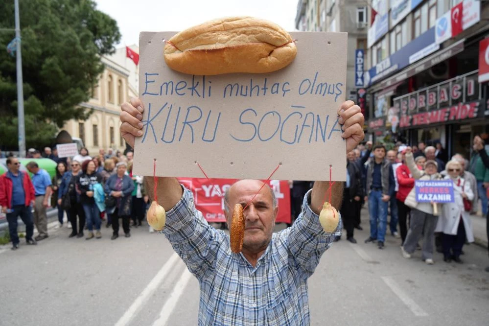 Bursa ve diğer kentlerde düzenlenen 1 Mayıs gösterilerinden en özel kareler 