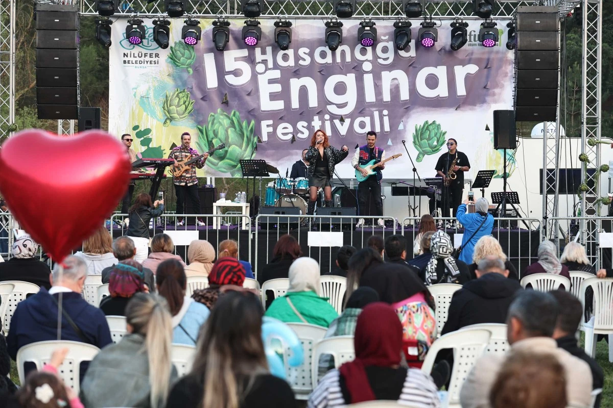 Enginarlı tatlılar festivale damga vurdu