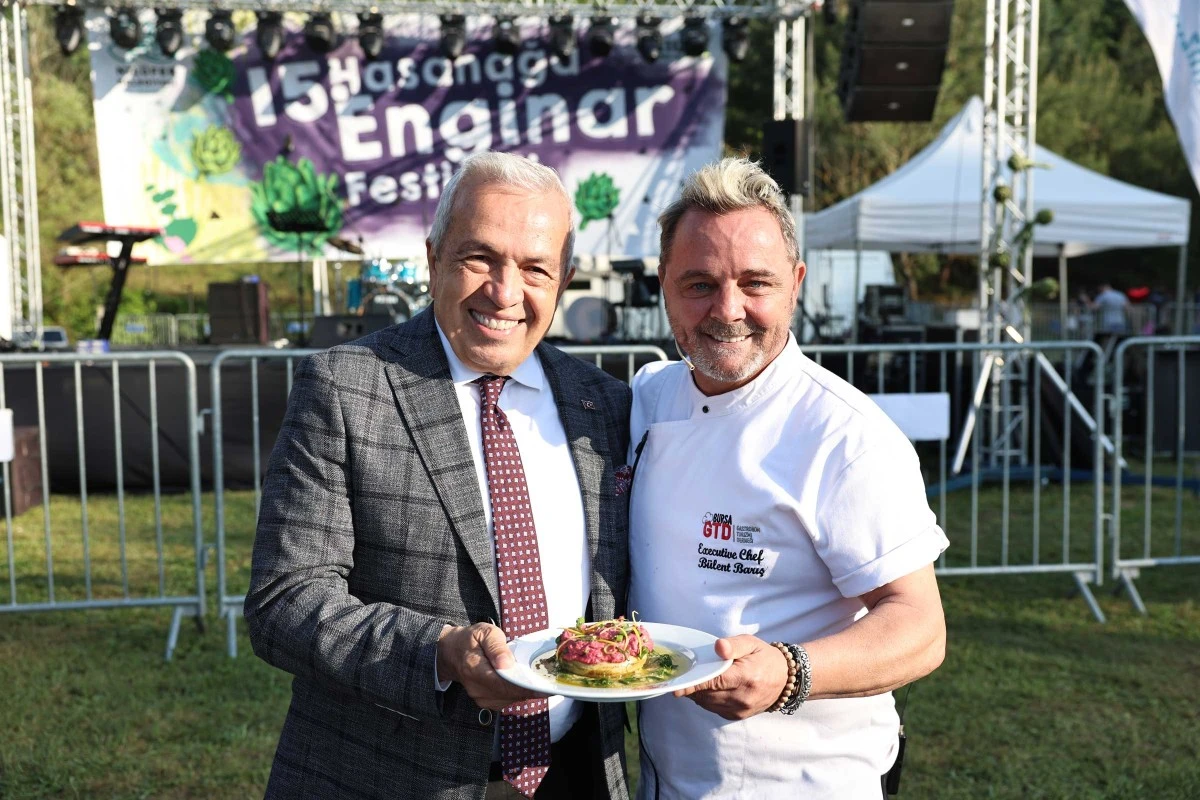 Enginarlı tatlılar festivale damga vurdu