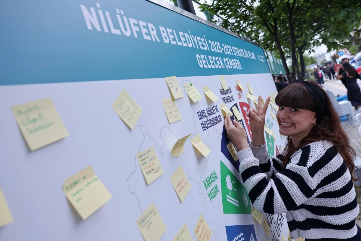 Uludağ Üniversitesi öğrencileri düzenlenen festivalde gönüllerince eğlendi 