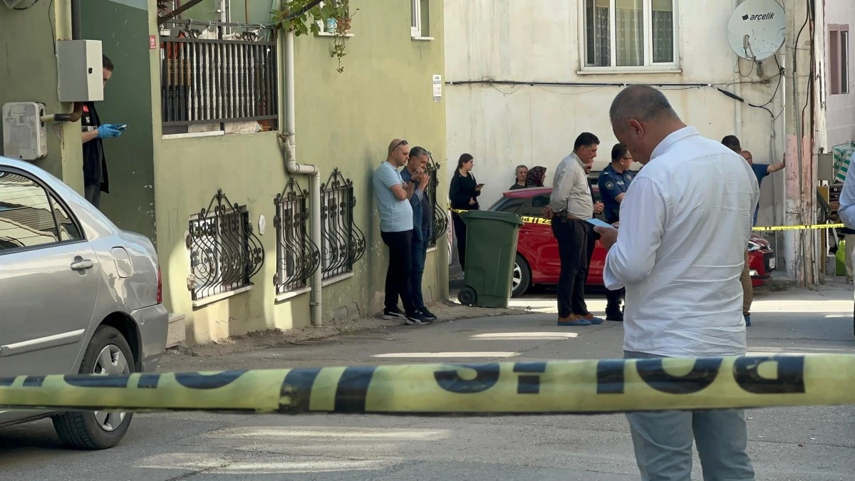 Korkunç olay;  3 çocuğunu katleden baba teslim oldu