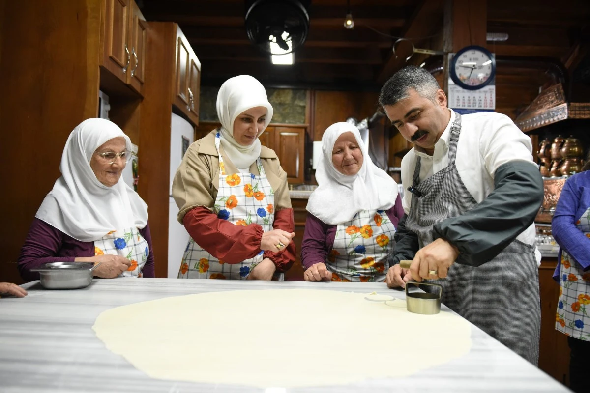 Yıldırım Belediye Başkanı Oktay Yılmaz Zeyniler'de kadın medya mensuplarıyla buluştu