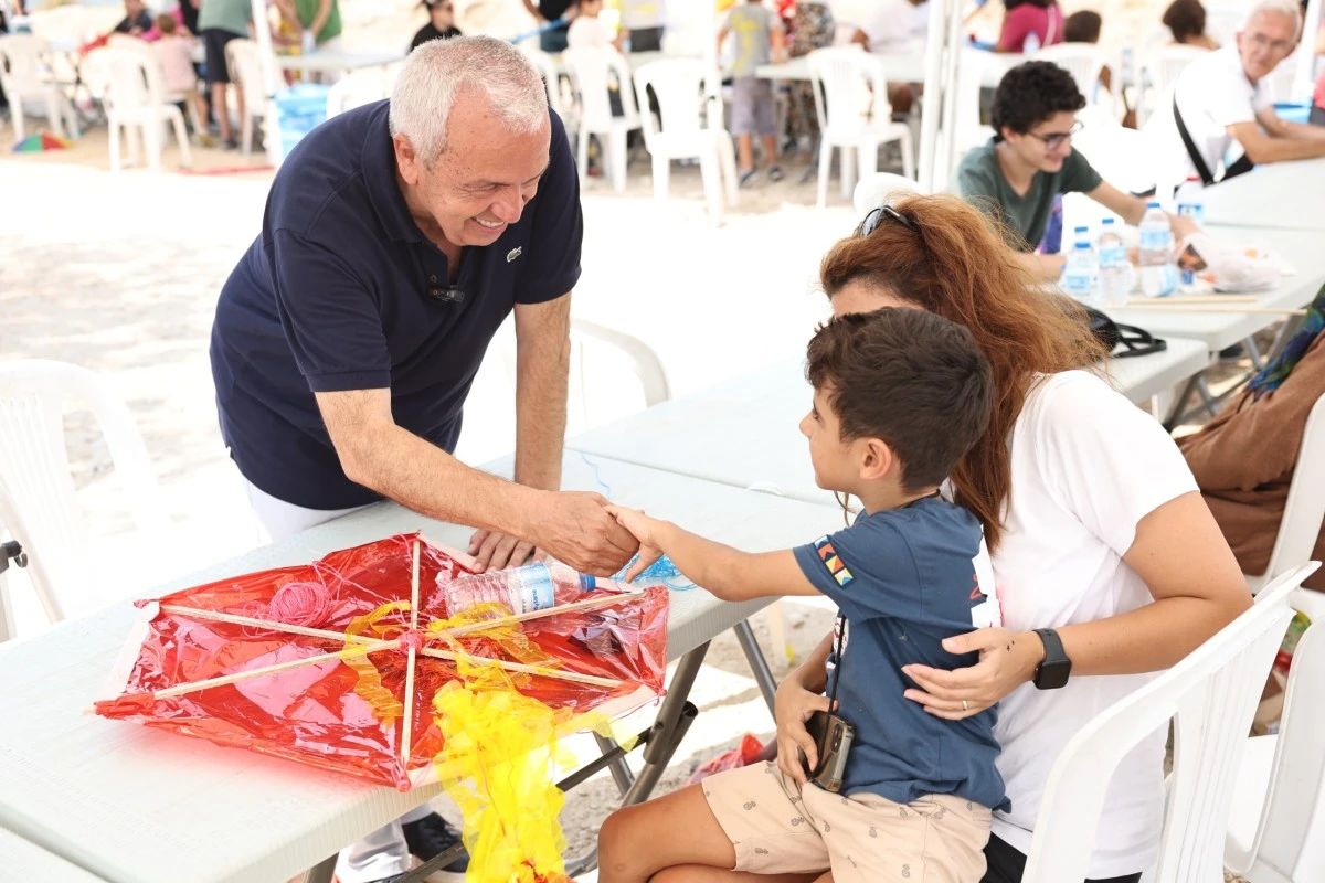 Gölyazı'da uçurtmalar 