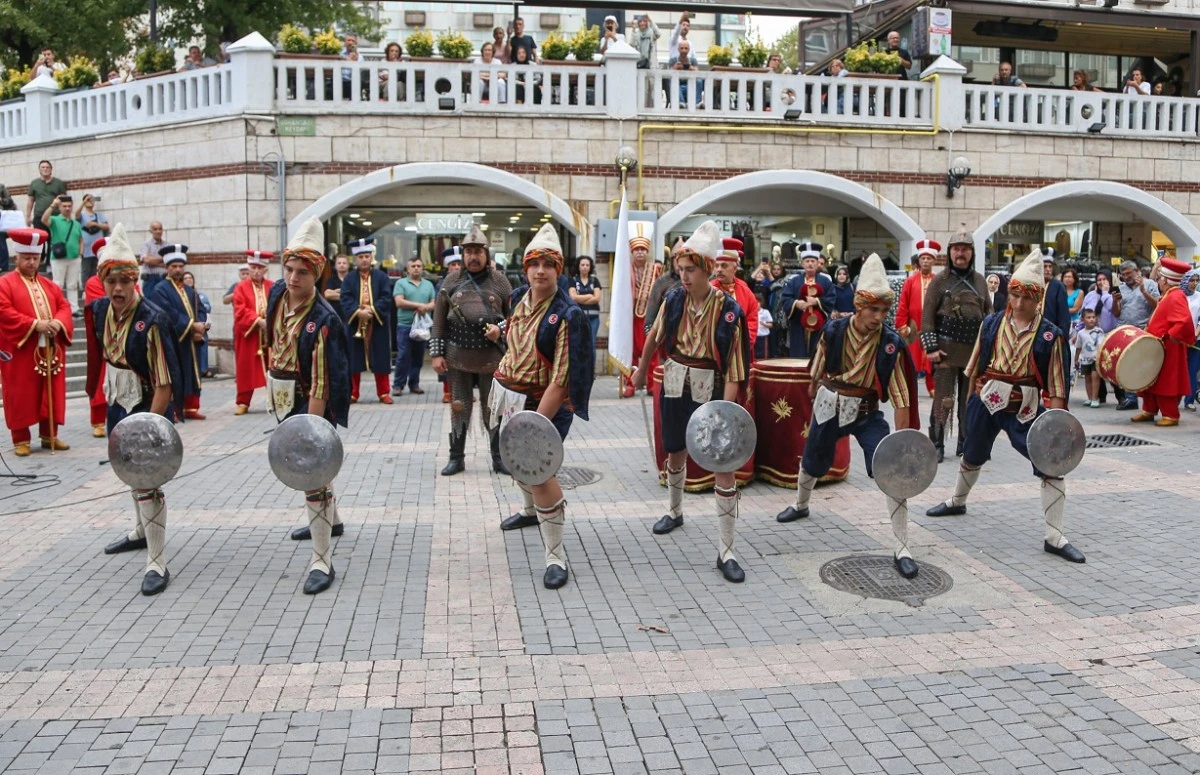 Bursa'nın düşman işgalinden kurtuluşu coşkuyla kutlandı