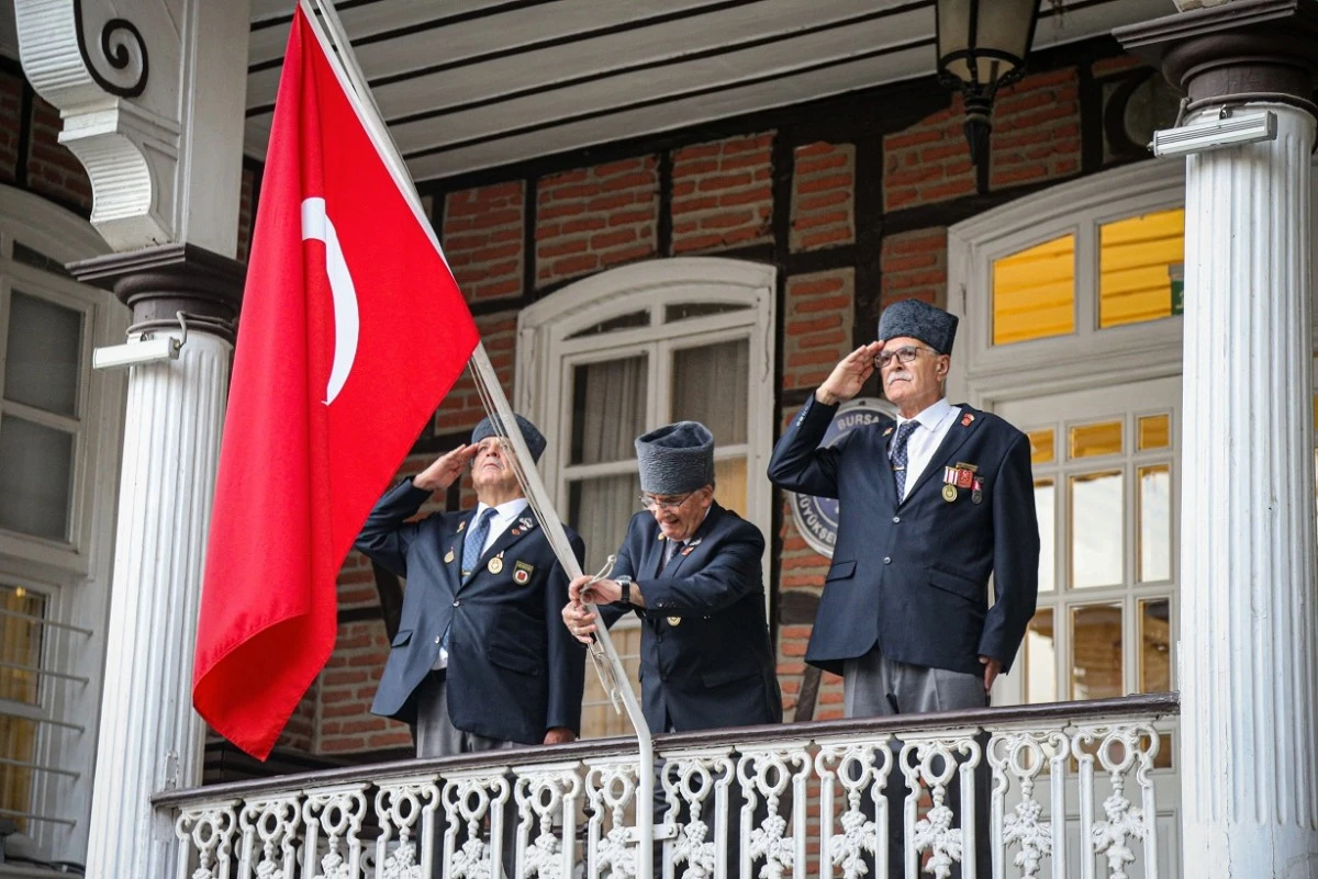 Bursa'nın düşman işgalinden kurtuluşu coşkuyla kutlandı