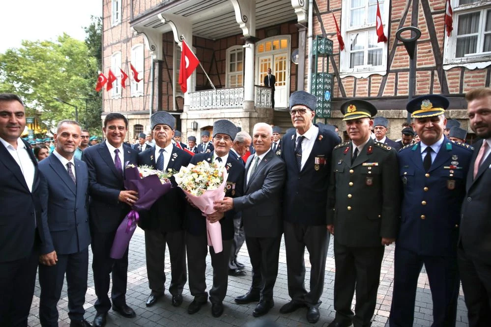 Bursa'nın düşman işgalinden kurtuluşu coşkuyla kutlandı