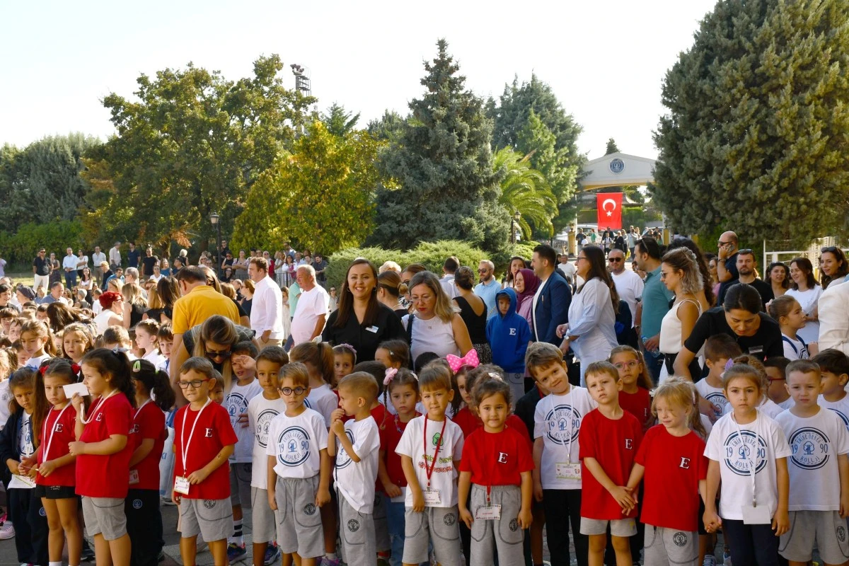 Emine Örnek Okullarında ilk ders zili çaldı