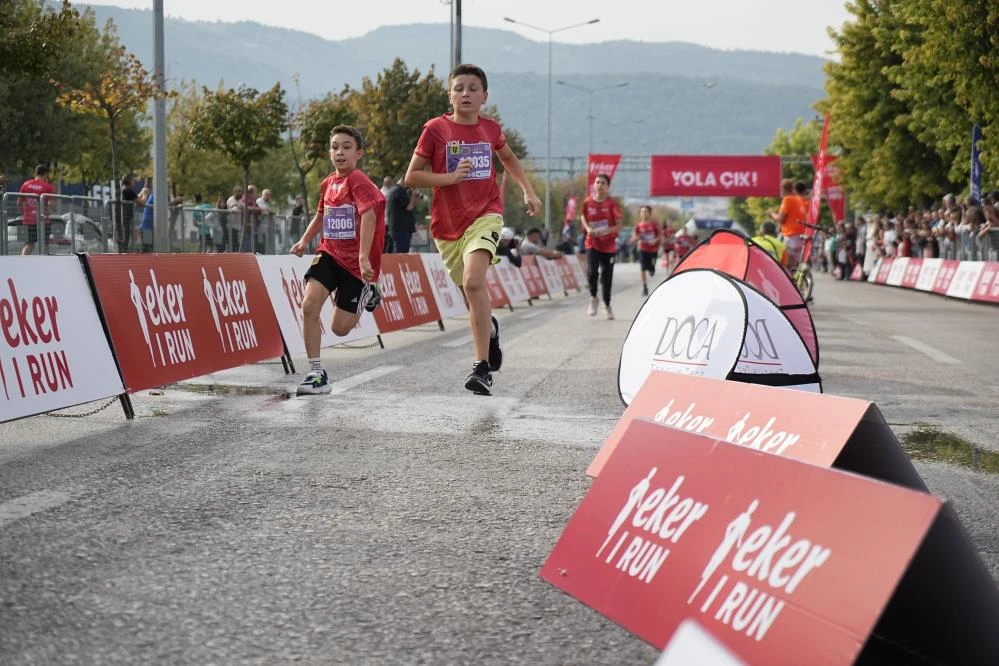 Bursalılar 11. Eker I Run ile Türkiye'ye farkını gösterdi