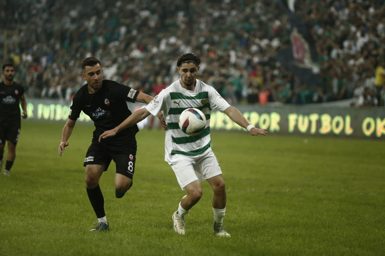 Bursaspor Kahramanmaraşspor'u 3- 0 yendi