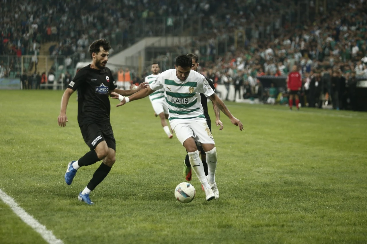 Bursaspor Kahramanmaraşspor'u 3- 0 yendi