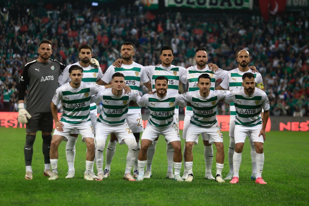 Bursaspor Kütahyaspor karşısında 1-0 öne geçti