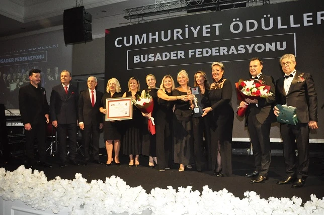 'BUMİAD Cumhuriyet Ödülleri' 8. kez sahiplerini buldu