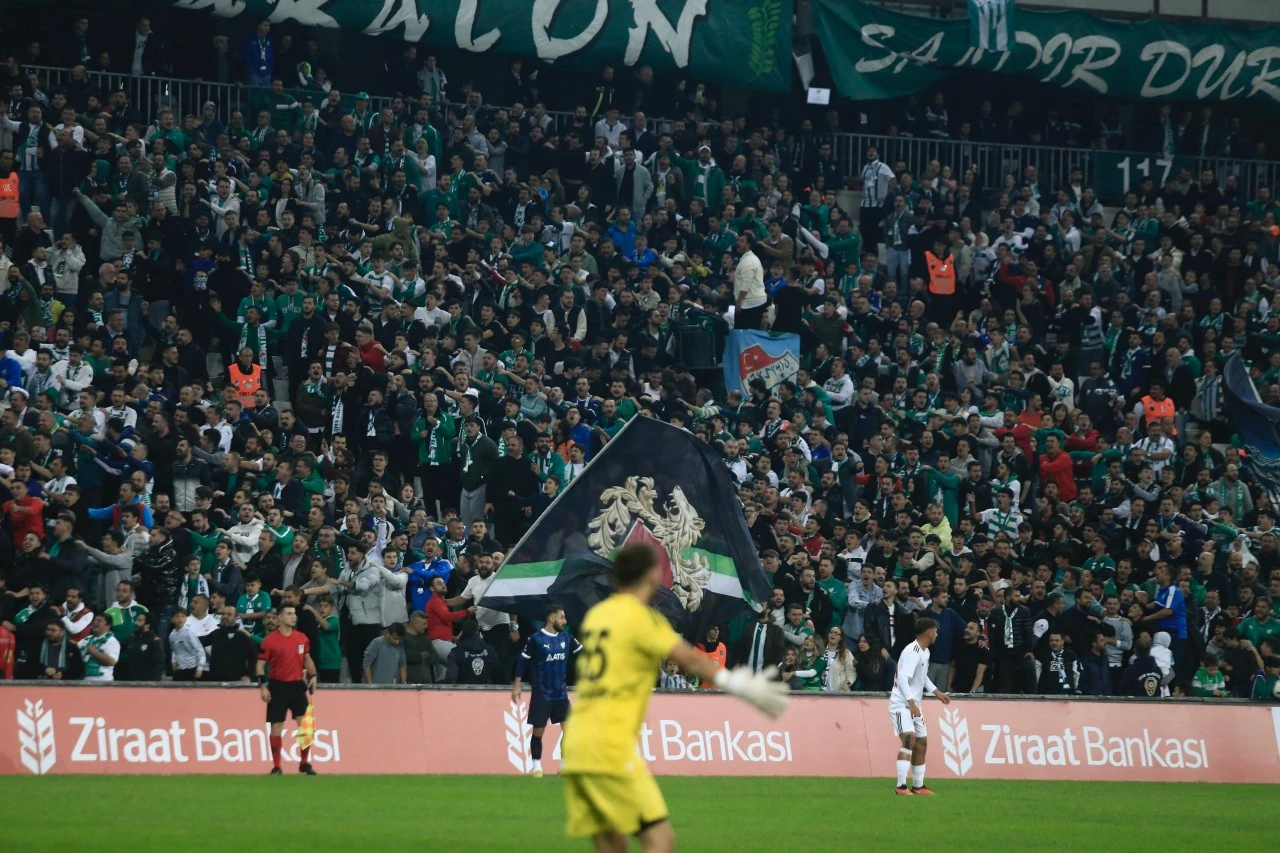 Ziraat Türkiye Kupası Bursaspor - 7 Eylül Turgutlu 1984 karşılaşmasında ilk yarı