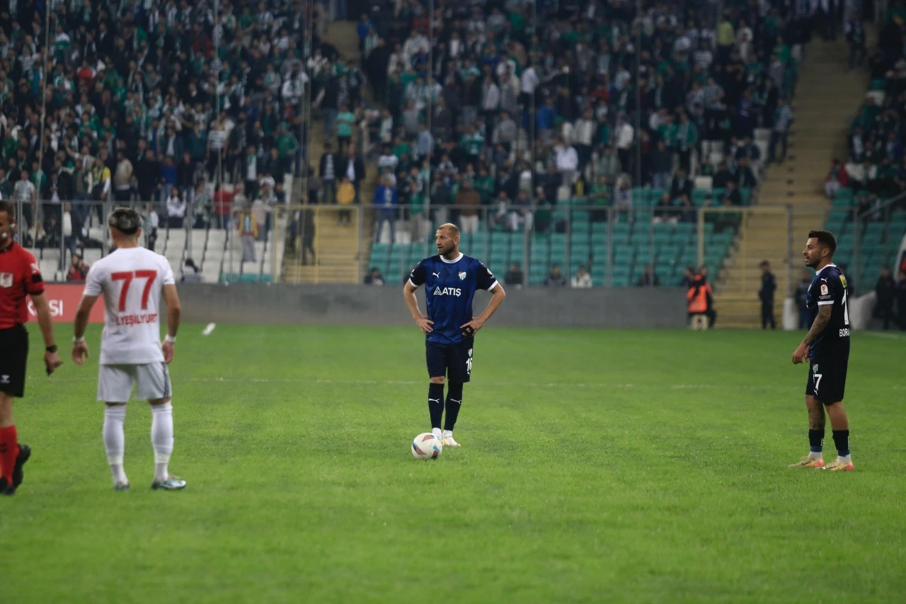 Ziraat Türkiye Kupası Bursaspor - 7 Eylül Turgutlu 1984 karşılaşmasında ilk yarı