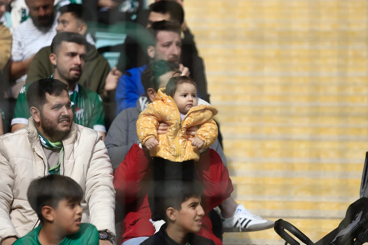 Bursaspor Kuşadasıspor maçından en özel kareler