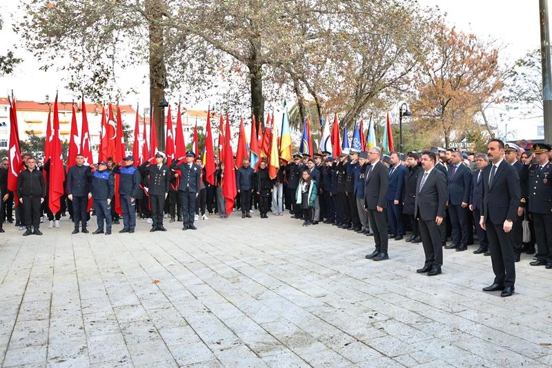 Atatürk sevgisi 86 yıldır manşetlerde