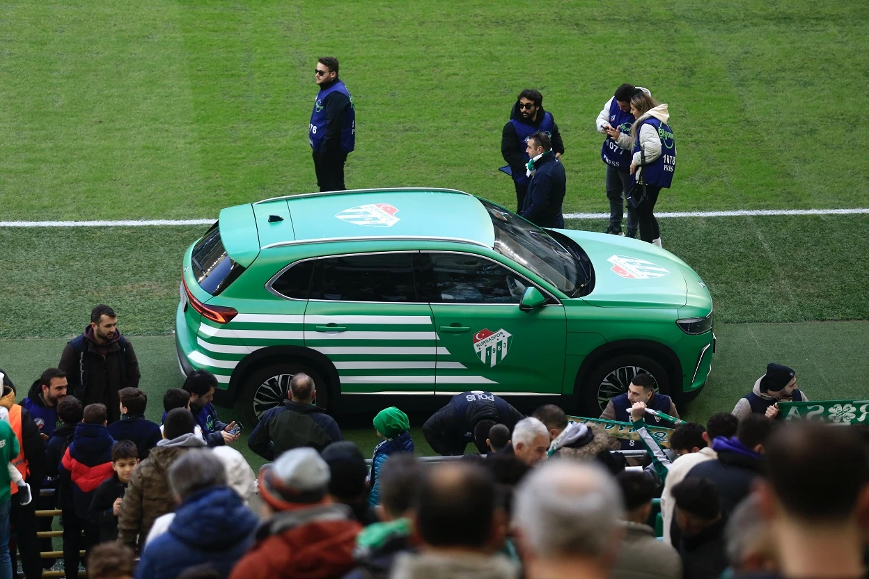 Bursaspor-Karşıyaka maçının kare kare hikayesi