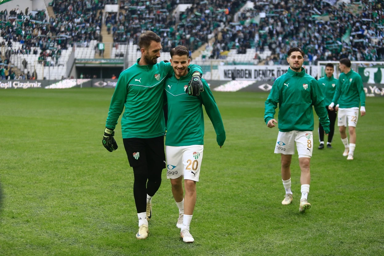 Bursaspor-Karşıyaka maçının kare kare hikayesi