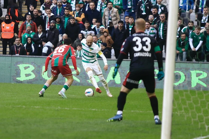 Bursaspor-Karşıyaka maçının kare kare hikayesi