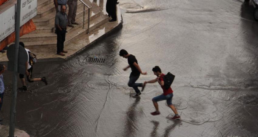 Meteoroloji'den bu bölgeler için yağış uyarısı