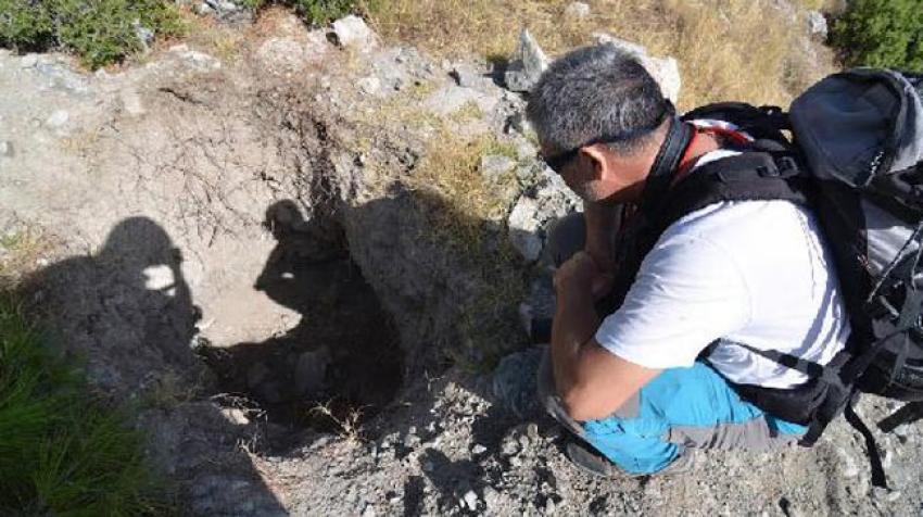 Zirve tırmanışında tesadüfen buldular