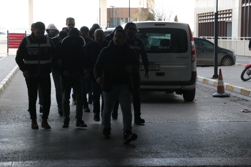 Edirne polisi insan ticareti yapan ‘VIP’ şebekesini çökertti