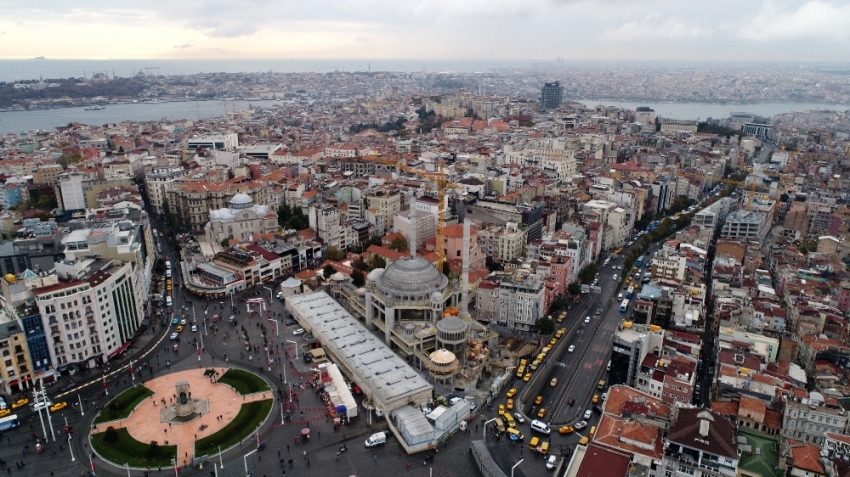 Taksim Camii’nde son durum havadan görüntülendi