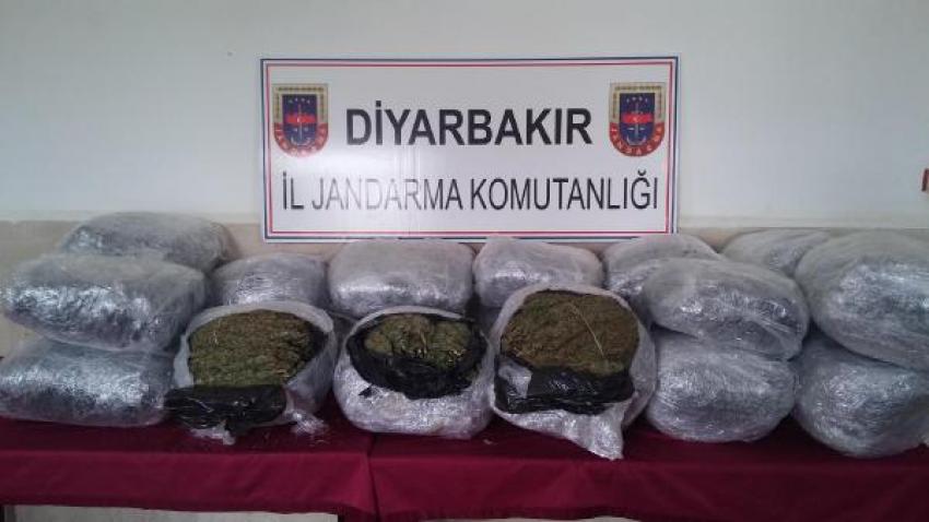 Diyarbakır'da 134.5 kilo esrar ele geçirildi