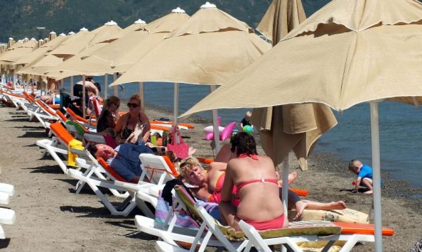 Marmaris plajları hareketlendi