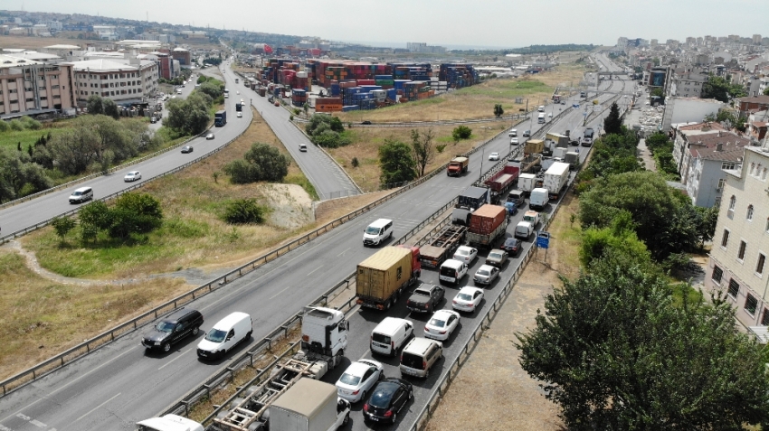 Beylikdüzü, Ambarlı Liman yolunu kilitleyen kaza