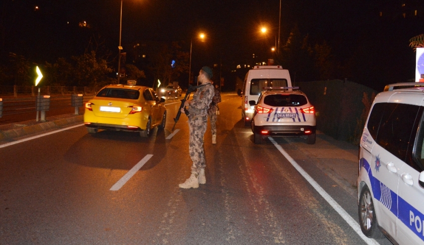 İstanbul’da helikopter destekli "Yeditepe Huzur" uygulaması