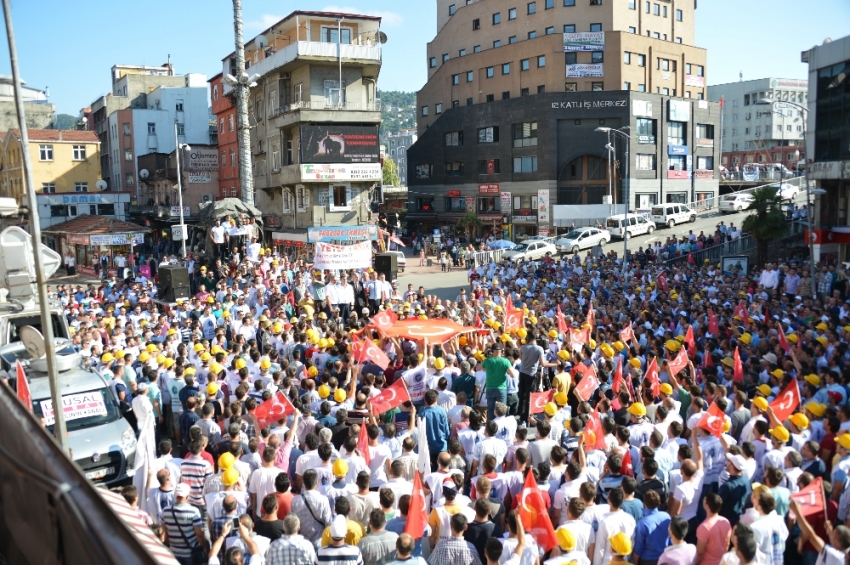 5 bin madenciden ’özelleştirmeye hayır’ yürüyüşü