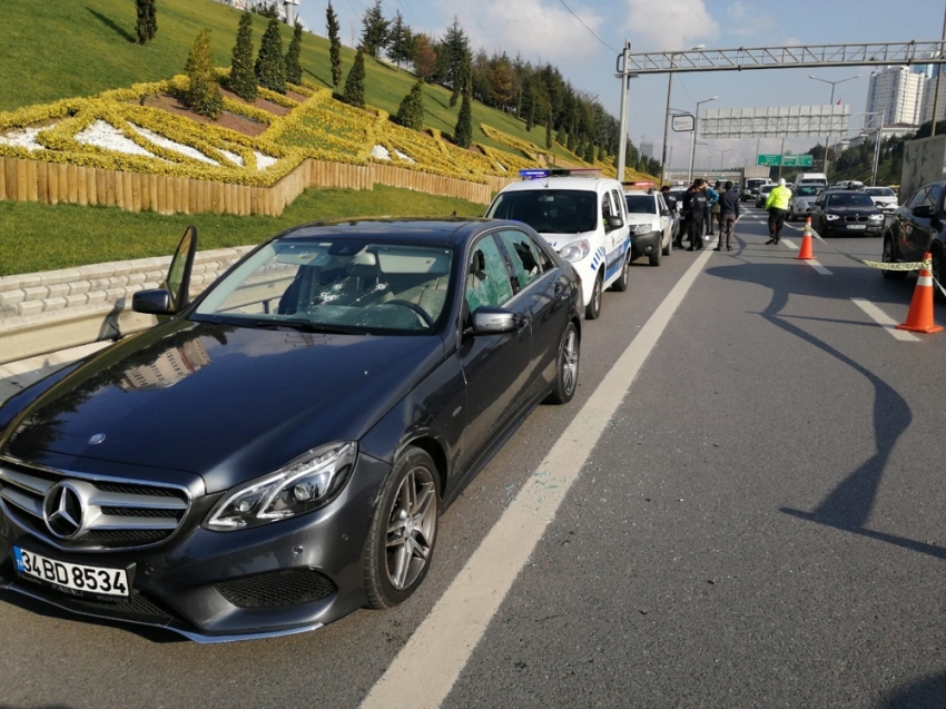 Magandalar sıkıştırdıkları araca ateş açtılar: 1 yaralı