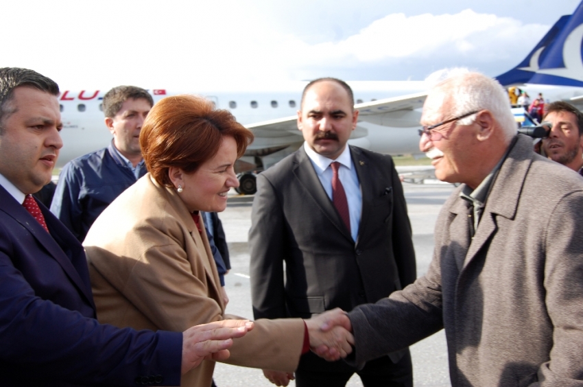 Akşener’e Tokat'ta coşkulu karşılama