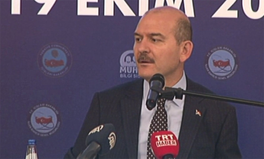 Bakan Soylu muhtarlarla bir araya geldi