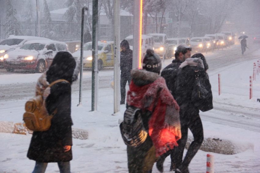 Trakya Üniversitesi’nde eğitime kar tatili