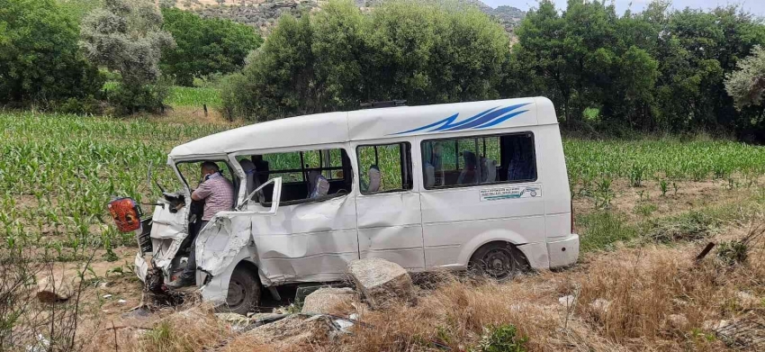 Trafik kazası: 3 yaralı