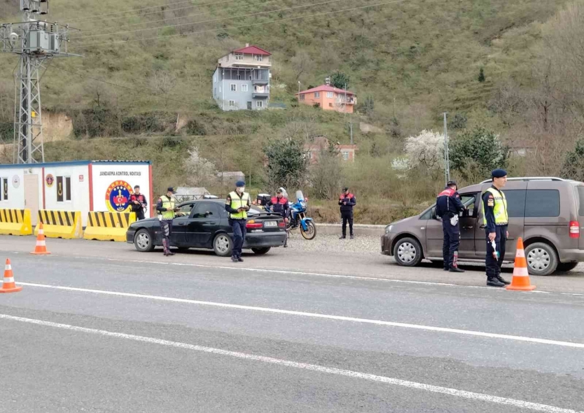 Jandarmadan dronlu trafik denetimi