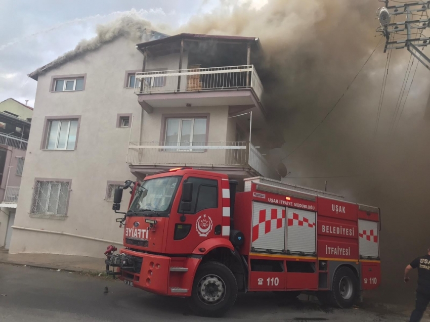 Yeni taşındıkları evde yangın çıktı