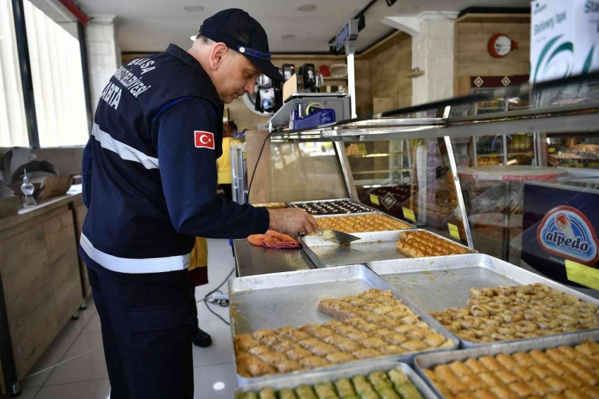 Tatlıcılara bayram denetimi