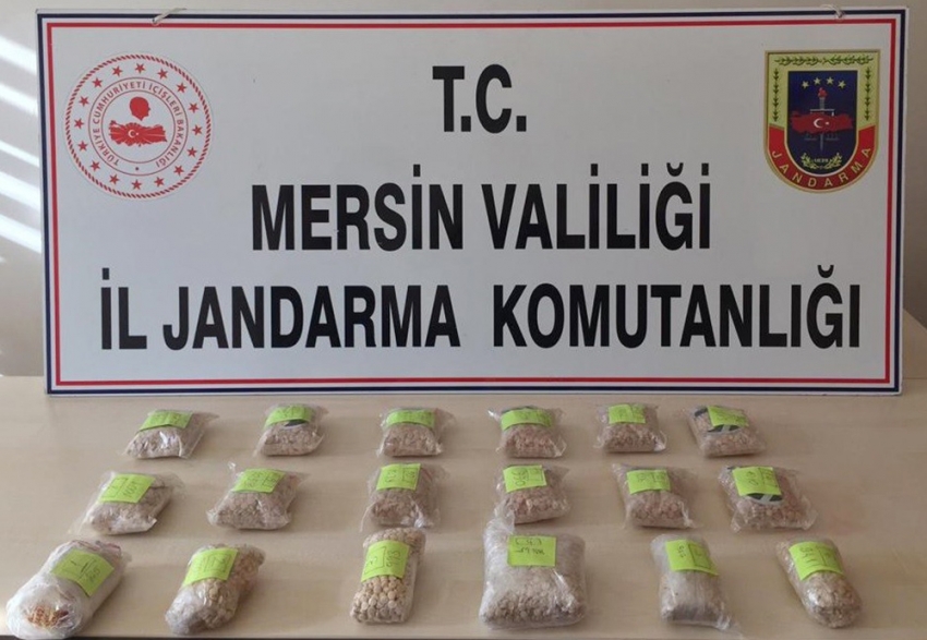 Mersin’de 19 bin 734 adet uyuşturucu hap ele geçirildi