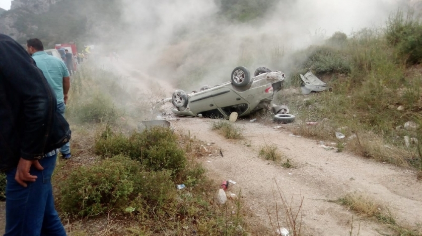 Osmaneli’de otomobil takla attı: 4 yaralı