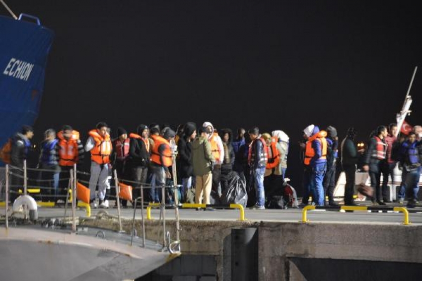 Geri kabulün ilk gecesi kaçak geçişler devam ediyor